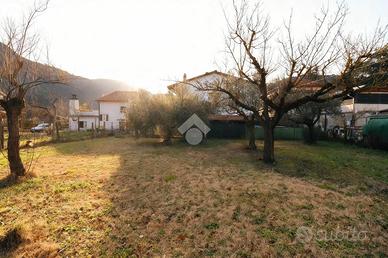 PORZIONE DI BIFAMILIARE A TERNI