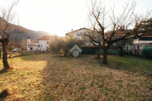 PORZIONE DI BIFAMILIARE A TERNI