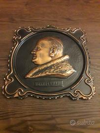 Piatto in rame con bassorilievo Papa Roncalli