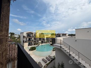 OASI TROPICALE CON FINITURE PREGIATE Rif.2086