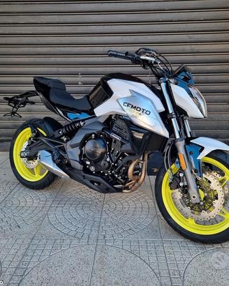 CFMOTO 650NK ABS TFT Bianca Motor's Passion