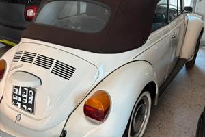 Volkwagen Maggiolino 15AB11 cabrio