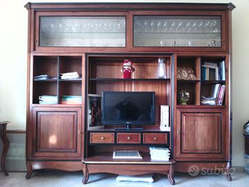 Parete attrezzata in legno finitura noce scuro