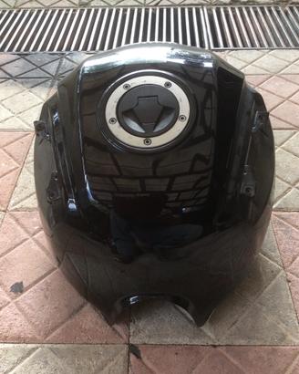 Serbatoio Kawasaki Versis 650