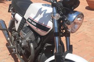  Guzzi v7 e suzuki GS