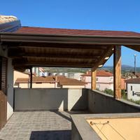 Veranda Tettoia in legno  lamellare