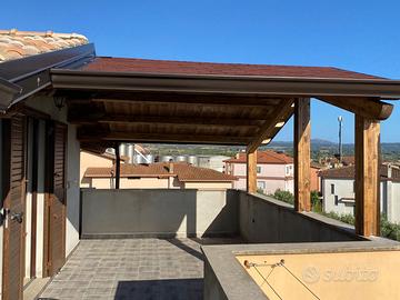 Veranda Tettoia in legno  lamellare