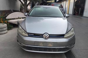 RICAMBI USATI AUTO VOLKSWAGEN Golf 7 Berlina DHFA