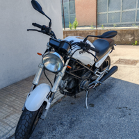 Ducati monster 600