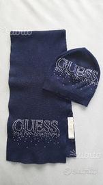 Completo sciarpa e cappello Guess cotone blu