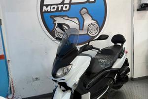 Yamaha X-Max 250