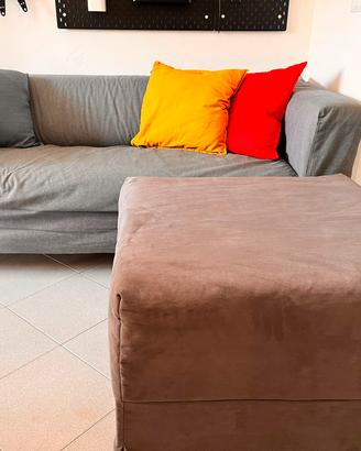 Divano tre posti e puff letto
