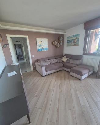 Camera con bagno zona Colli Aniene