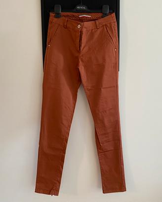 Pantaloni donna marrone bruciato taglia S