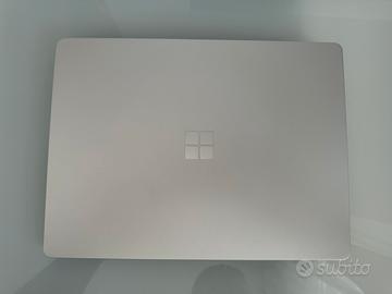 Microsoft Surface Laptop Go 2