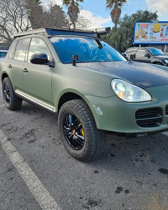 Porsche Cayenne 2004 4.5 ASI