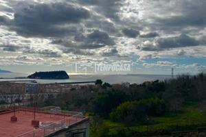 Appartamento a Napoli 4 locali