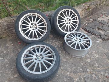 Cerchi Alfa Romeo da 17 pollici, prezzo trattabile