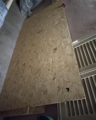 2 pannelli osb spessore 9 mm (250×120 e 250x123)