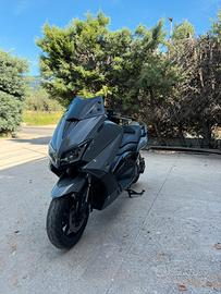 Yamaha Tmax 530