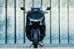 YAMAHA TMAX 560 Kamo 2026 Pronta consegna