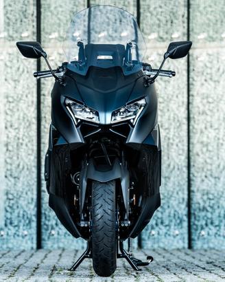 YAMAHA TMAX 560 Kamo 2026 Pronta consegna