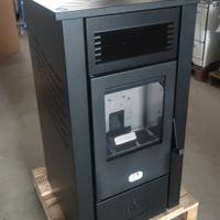 Stufa a Pellet  13 KW  Canalizzabile 