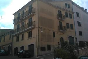 Appartamento con piano superiore mansardato