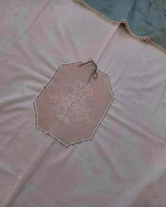 Tenda in misto lino con inserti all'uncinetto (fi