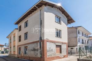 TERRACIELO INDIPENDENTE SU TRE LIVELLI