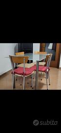 tavolo cristallo 120x80 con 4 sedie 