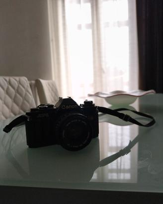 Canon AV-1 + Obiettivo FD 50mm f/1.8 – Vintage 
