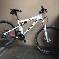 MTB Full Rockrider 720s