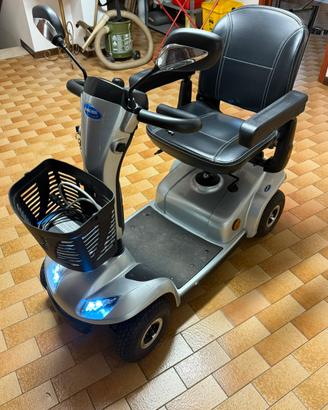 Scooter elettrico per anziani