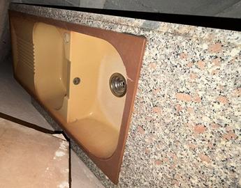 LAVANDINO CUCINA CON 2 VASCHETTE E SGOCCIOLATOI 