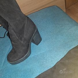 stivali camoscio bata