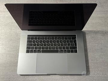 MacBook Pro 15" 2018 i7 2.6GHz RAM16GB SSD512GB SG