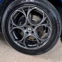 cerchi in lega 19 alfa romeo stelvio