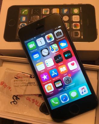 Iphone 5s nero e 4s bianco