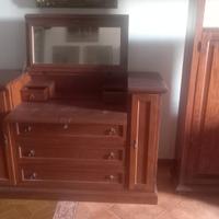 mobile camera ribaltina  con cassetti e specchiera