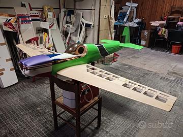 Aereomodello  Extra 330 S 1800mm