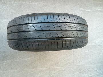 4 PNEUMATICI