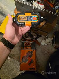 carica batterie black e decker