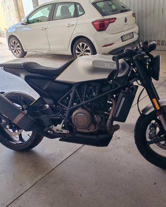  HUSQVARNA VITPILEN 701