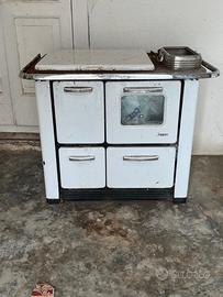 Stufa a legna con forno vintage marca zoppas