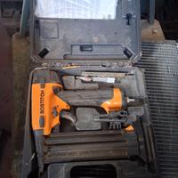 BOSTITCH Graffatrice aria Sparachiodi pneumatica