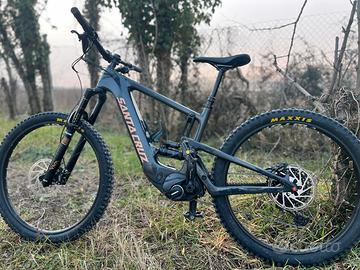 MTB ebike carbonio enduro SantaCruz Heckler