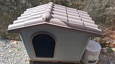 Cuccia cane da esterno taglia M
