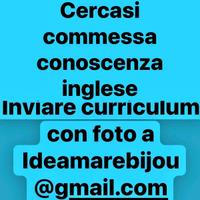 Addetta alla vendita