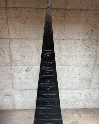 Mobile a piramide arredo casa